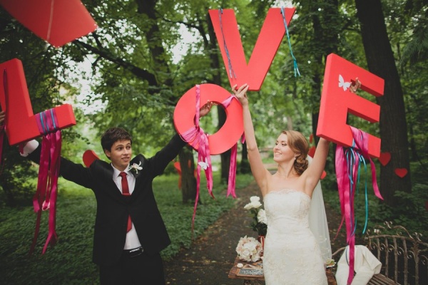 большие буквы для свадьбы love